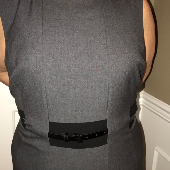 Calvin Klein Dress with patent leather belt - Picture 2 of 4